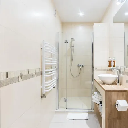 Villa Gdynia Oda ve Kahvaltı 3*